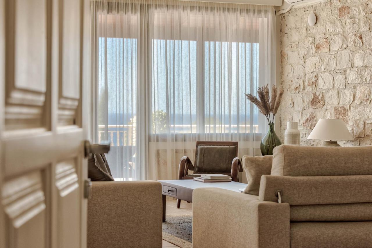 Ananta Blue Residence Аргасі Екстер'єр фото