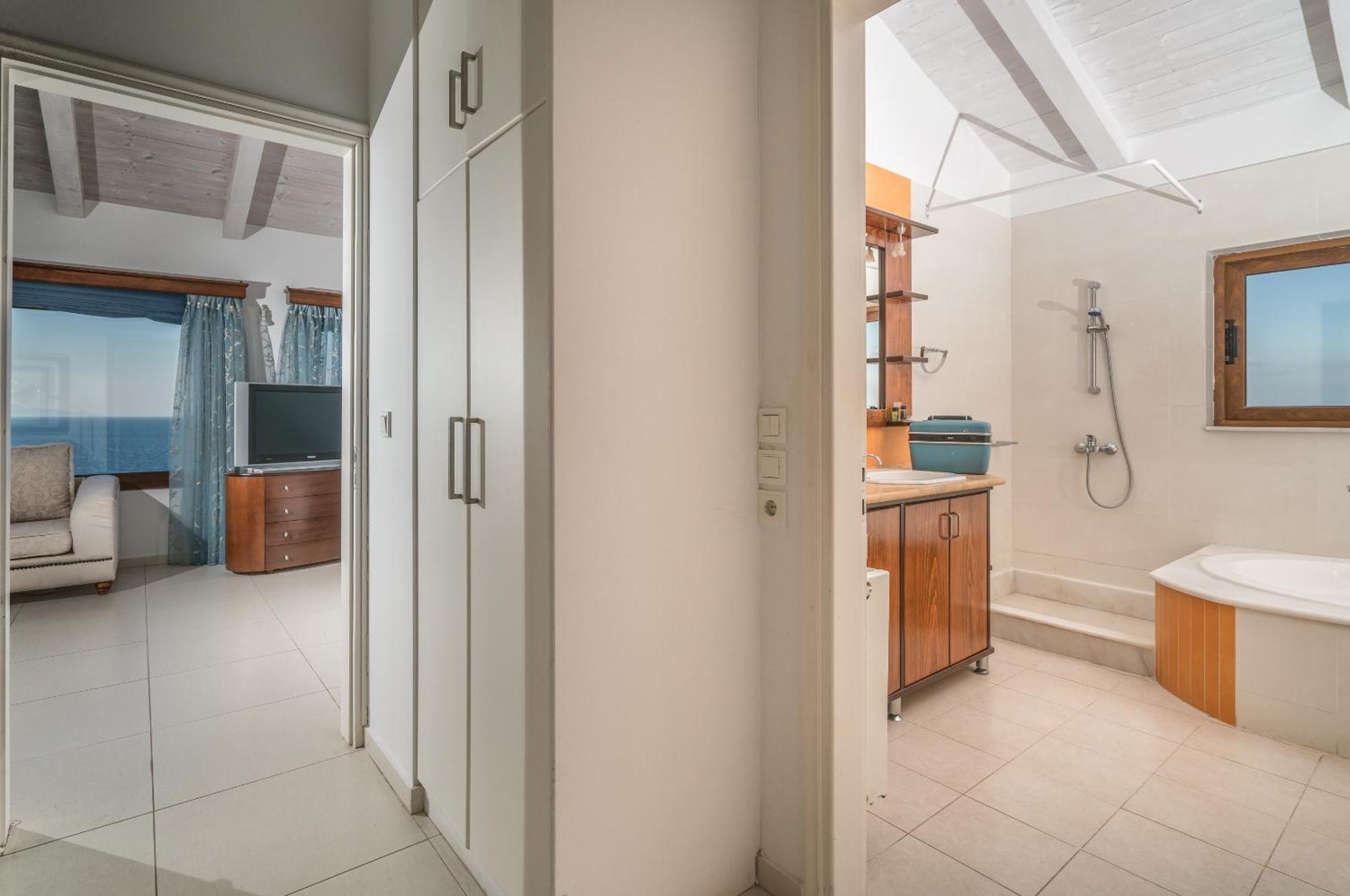 Ananta Blue Residence Аргасі Екстер'єр фото